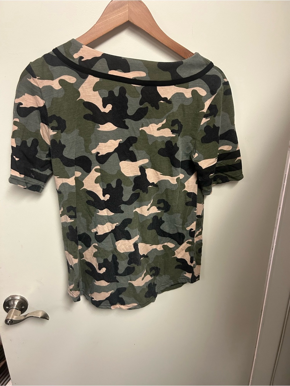 balera Green and Tan Camo Button-Up Women's Shirt - Picture 2 of 3